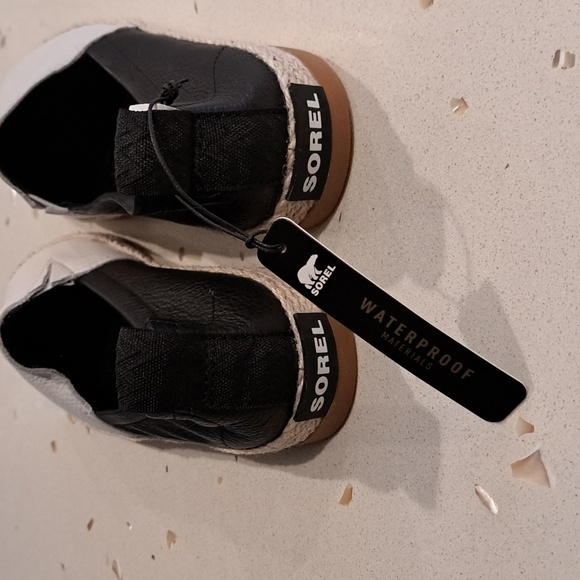NWT Sorel Ella slip on - Picture 4 of 9